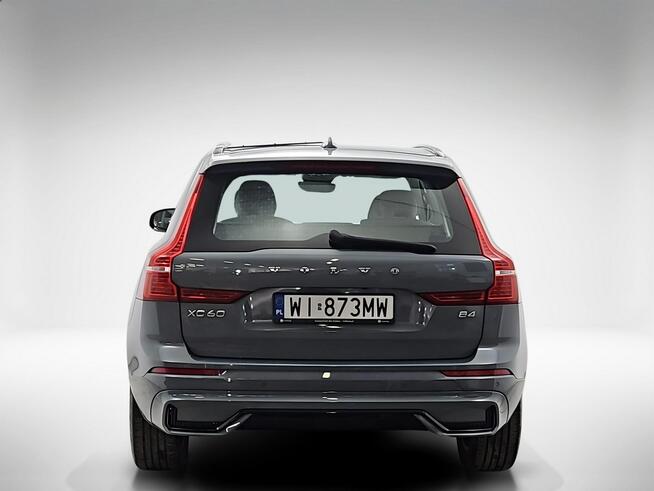 Volvo XC 60 B4 B Plus Dark aut ! Z Polskiego Salonu ! Faktura VAT ! Warszawa - zdjęcie 4