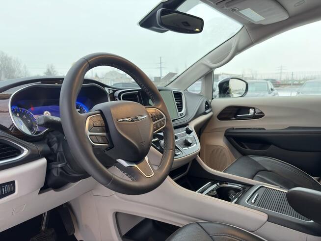 Chrysler Pacifica, 2023 Michałowice - zdjęcie 9