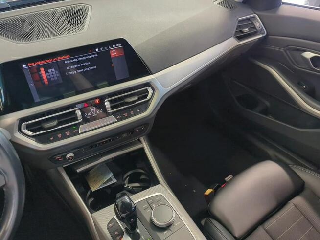 318i Sport Line aut 156km, Salon PL, Serwis, Iwł, FV23% Pęcice - zdjęcie 4