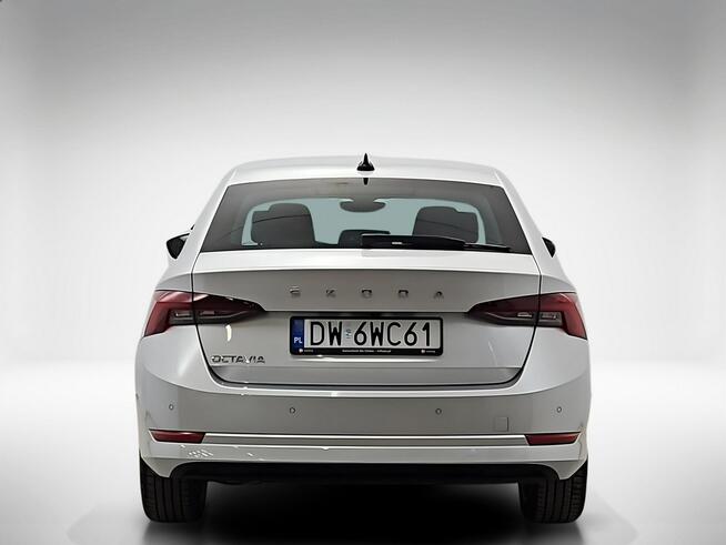 Škoda Octavia 2.0 TDI Style DSG ! Z Polskiego Salonu ! Faktura Vat ! Warszawa - zdjęcie 4