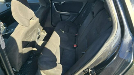 Volvo V60 Lekko Uszkodzony sprawny Jeżdżący Karczew - zdjęcie 10