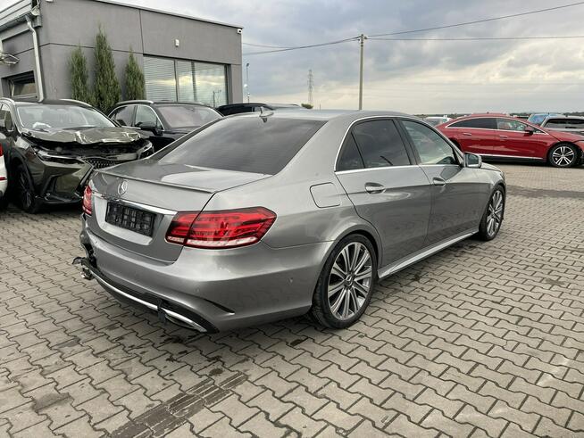 Mercedes E 250 AMG Line 4Matic Skóra Automat Kamera Podgrzewanie HAK Gliwice - zdjęcie 2