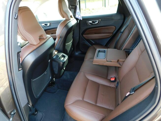 Volvo XC 60 z Gwarancją Bezwypadkowe 100% Model 2020r Żyrardów - zdjęcie 12
