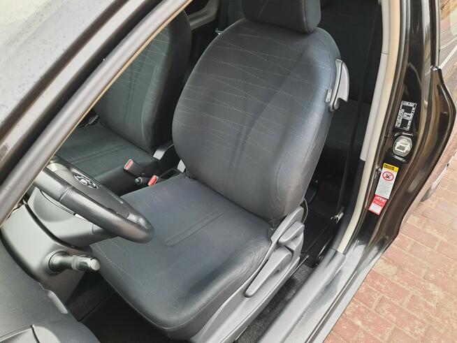Toyota Yaris Sol / KLIMA / TYLKO 124tys.km / Zarejestrowany! Żyrardów - zdjęcie 12