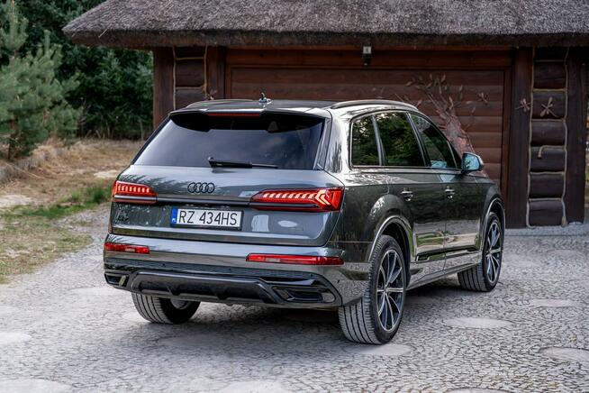 Audi Q7 Sline / mHEV 3.0 TFSI 340KM / Panorama / Black Edition / FV Ropczyce - zdjęcie 4
