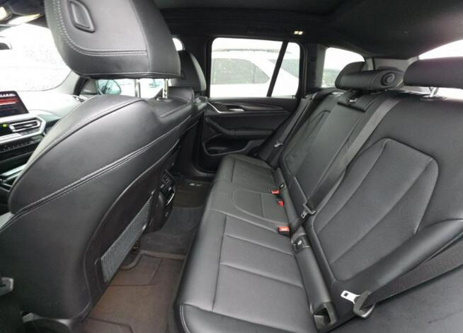 BMW X3 xDrive / M-Pakiet / niski przebieg Warszawa - zdjęcie 9