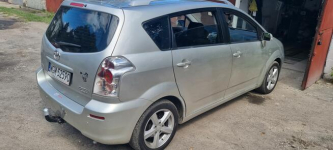 toyota corolla verso Milanówek - zdjęcie 2