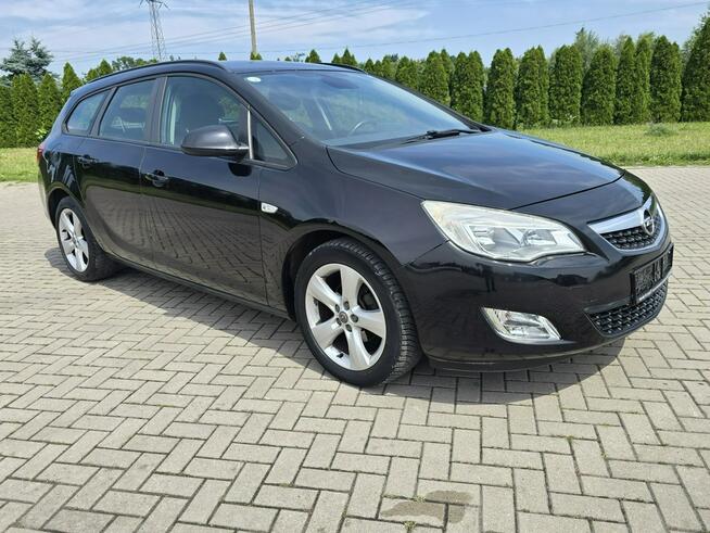 Opel Astra 1,3Diesel.Navigacja.Serwis.Parktronic.Tempomat.Hak.OKAZJA Kutno - zdjęcie 2