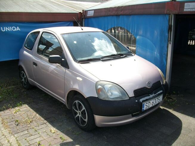 Toyota Yaris Katowice - zdjęcie 1