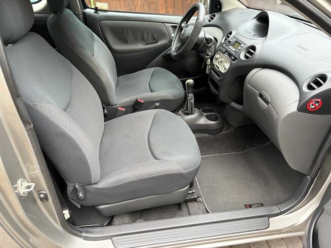 Toyota Yaris 2005 Salon Polska 1.0 Benzyna Legionowo - zdjęcie 9