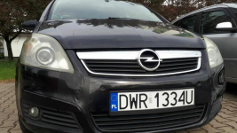Syndyk sprzeda samochód osobowy Opel Zafira
