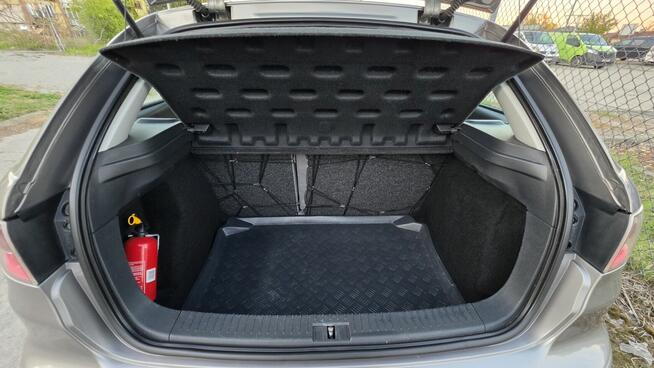 Sprzedam Seat Ibiza III 1,4 16V 75KM 3-d z polskiego salonu Skierniewice - zdjęcie 12