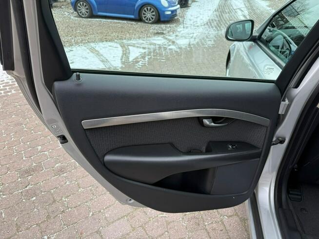 Zadbane Volvo, Pół skóry, klima Słupsk - zdjęcie 8