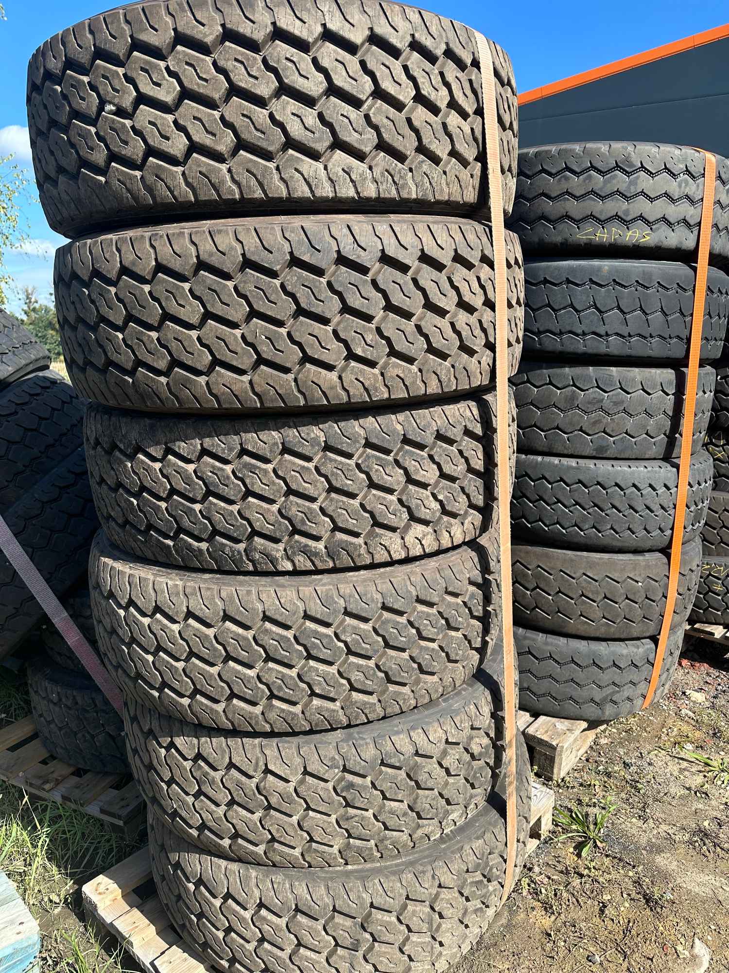 Używane opony ciężarowe 385/65R22.5 Bytom - zdjęcie 10