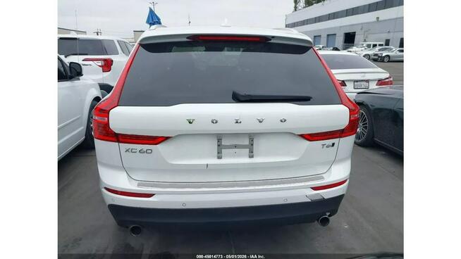 Volvo XC 60 AWD / T6 MOMENTUM / niski przebieg Warszawa - zdjęcie 7