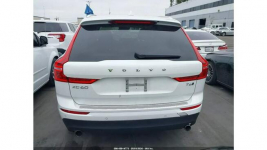Volvo XC 60 AWD / T6 MOMENTUM / niski przebieg Warszawa - zdjęcie 7