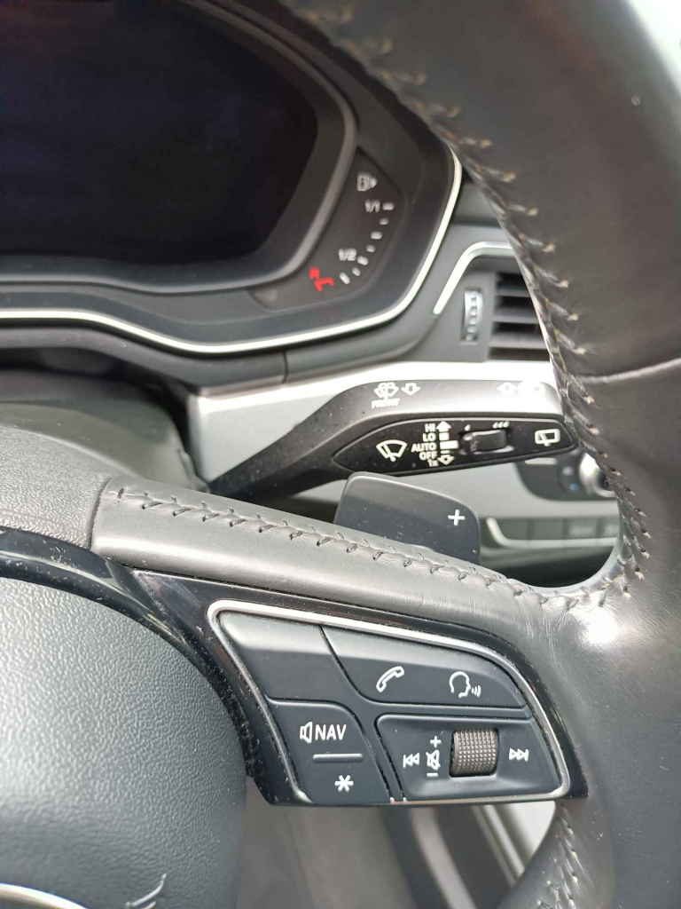 Audi A4 b9 kombi TDI Krzeszowice - zdjęcie 5