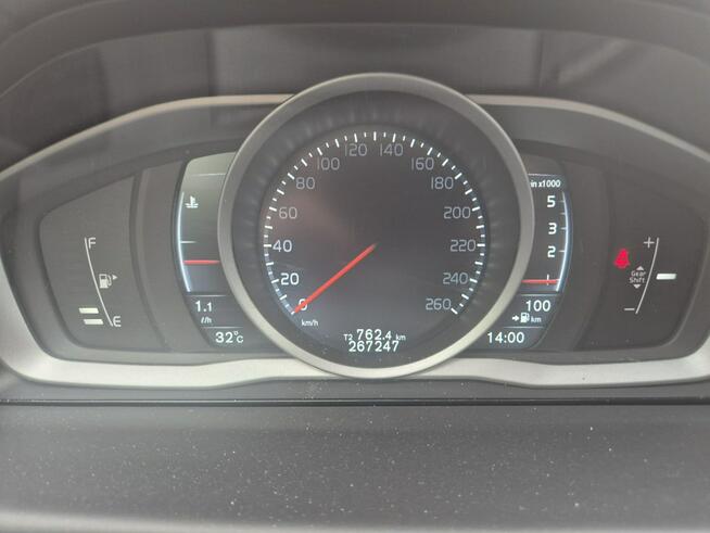Volvo V70 D4 181 KM Rok Gwarancji Full Serwis hak Kraków - zdjęcie 12