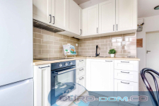 Do wynajęcia duża komfortowa kawalerka z osobną kuchnią. Grunwald - zdjęcie 5