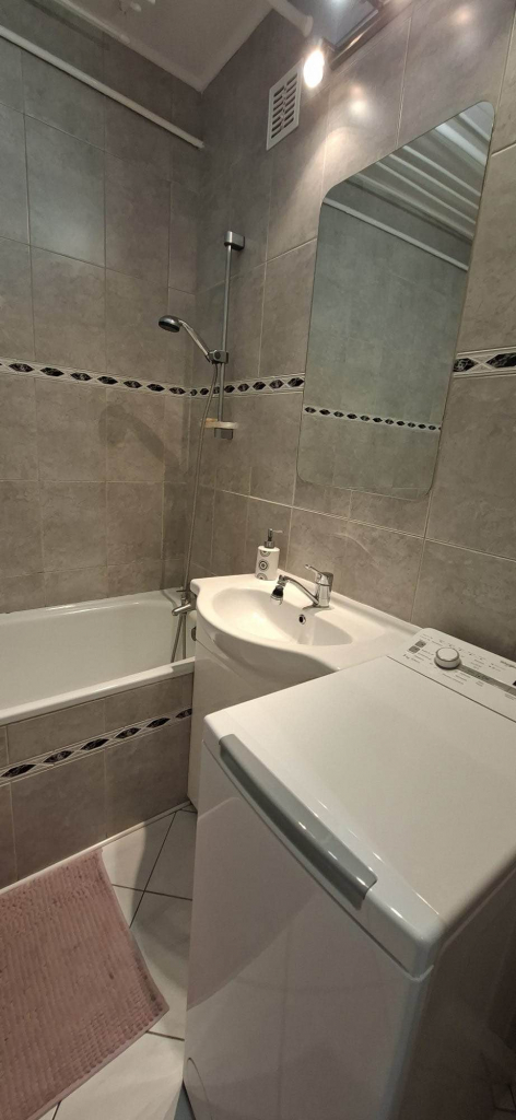 Sprzedam BEZPOŚREDNIO 3 pokojowe mieszkanie 62,51m2 ŻYRARDÓW CENTRUM Żyrardów - zdjęcie 5