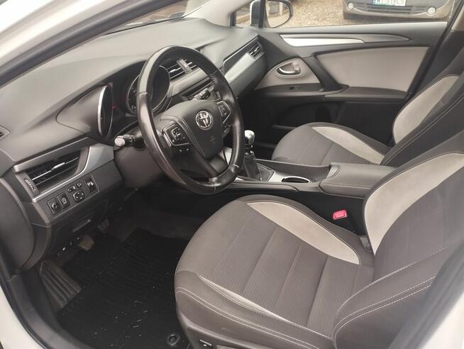 Toyota Avensis Salon Polska 2018 Warszawa - zdjęcie 7