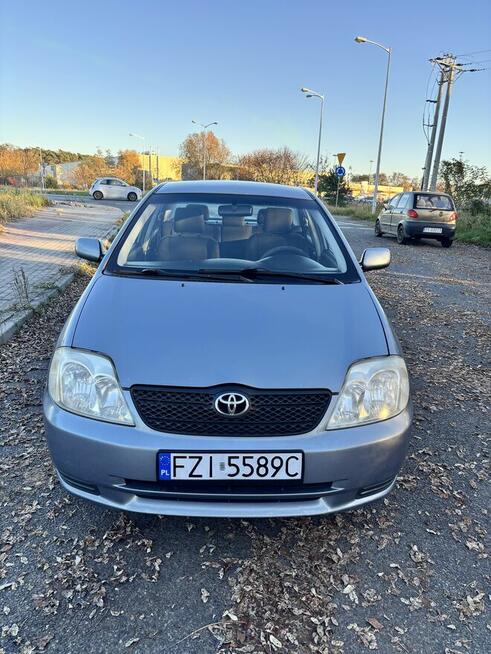 Toyota Corolla 2002 1.4 sedan Zielona Góra - zdjęcie 9