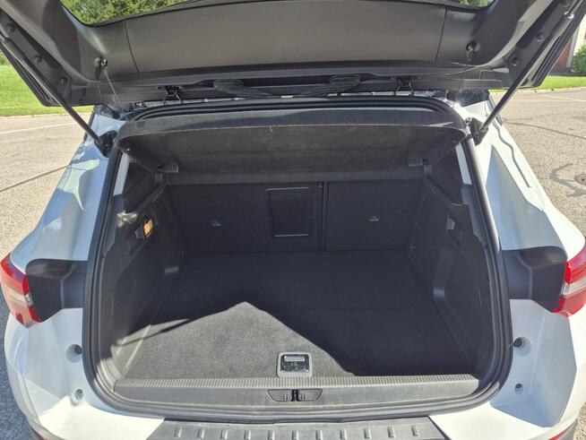 Opel Grandland X Design Line 1.6 Turbo PHEV 225 KM AT8 FWD Giżycko - zdjęcie 9