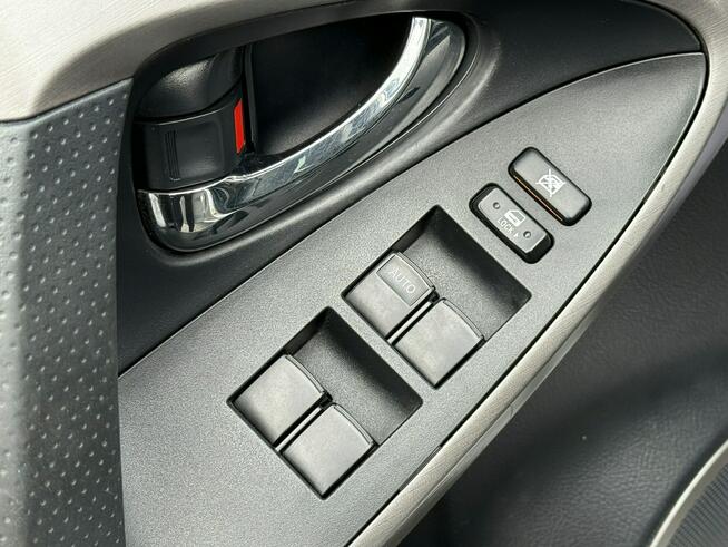 Toyota RAV-4 2.2D4D 136KM 4x4 Executive/Serwis/Skóry/Alufelgi16 Węgrów - zdjęcie 9