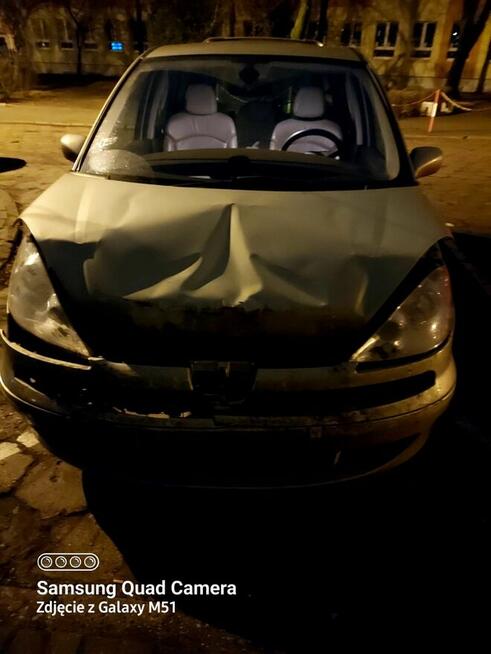 Peugeot 807 uszkodzony Konin - zdjęcie 3