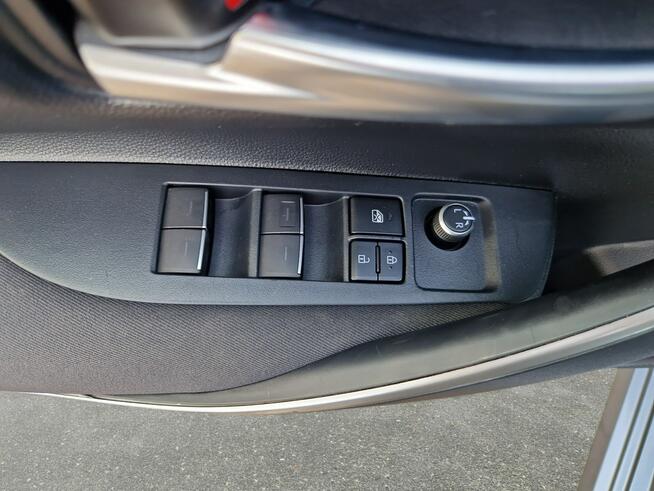 Toyota Corolla 1.5 Comfort ! Z polskiego salonu! Z fakturą VAT! Warszawa - zdjęcie 11