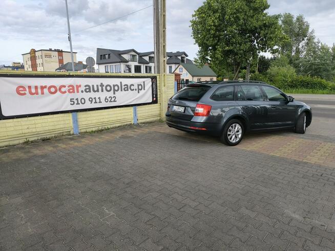 Škoda Octavia 1.6 TDi 116KM Klimatronic Navi Łuków - zdjęcie 3