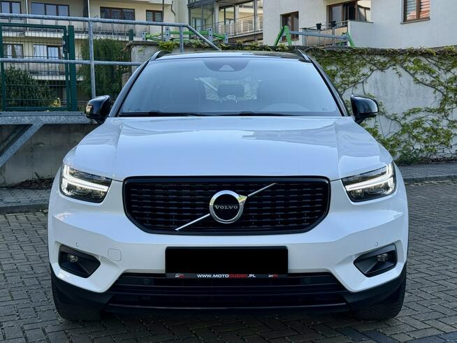 Volvo XC 40 2.0 B4 R-Design Faktura VAT 23% harman &amp; kardon Tarnowskie Góry - zdjęcie 12