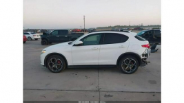 Alfa Romeo Stelvio / 2.0 280KM / 4x4 / niski przebieg / Tarnów - zdjęcie 5
