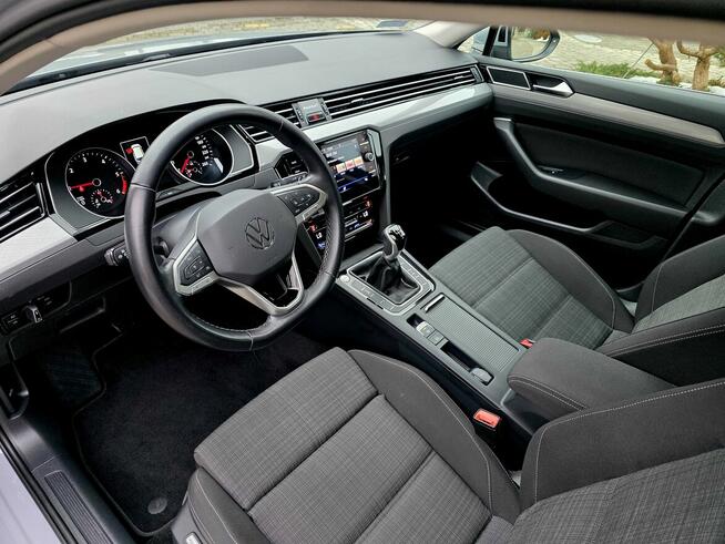Volkswagen Passat 2.0 TDI EVO Business Będzin - zdjęcie 12