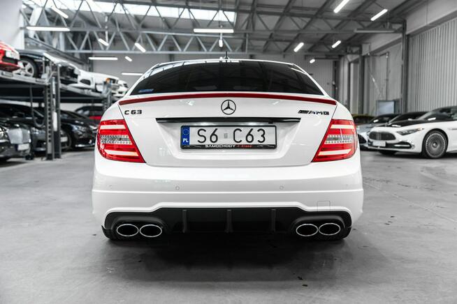 Mercedes C 63 AMG Performance Limited Edition 1 of 20. Bezwypadkowy. Węgrzce - zdjęcie 10