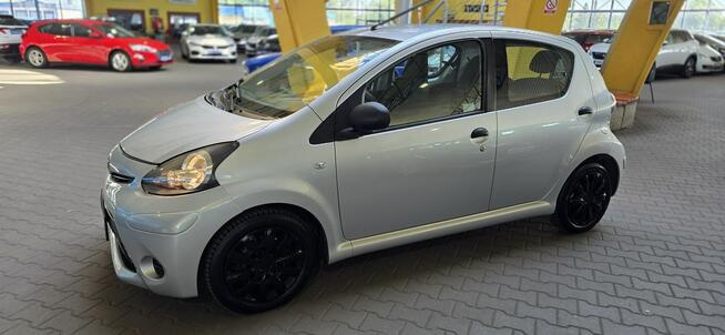Toyota Aygo ZOBACZ OPIS !! W podanej cenie roczna gwarancja Mysłowice - zdjęcie 4