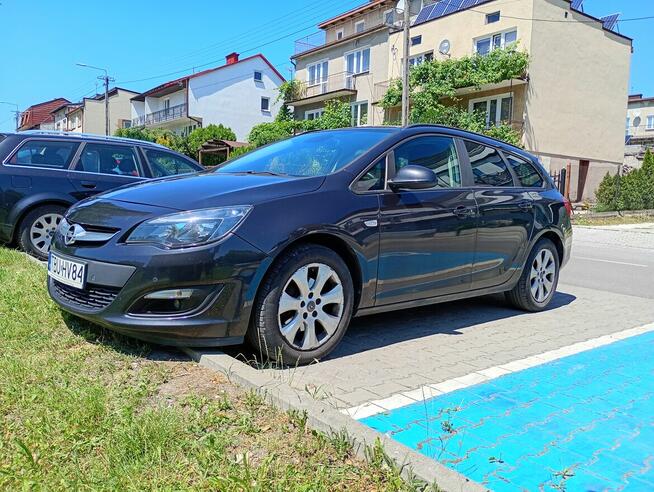 Opel Astra kombi Busko-Zdrój - zdjęcie 4