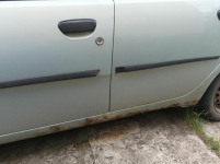 Sprzedam Fiat Punto II 1.2 2004 rok 5-cio drzwiowe Ostrów Wielkopolski - zdjęcie 3