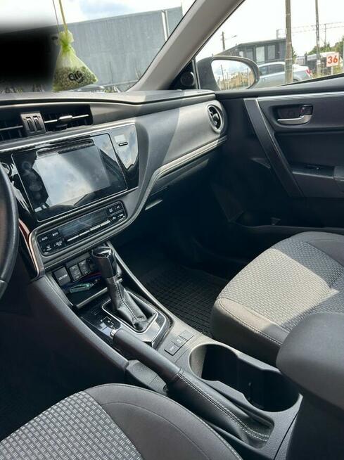 Toyota Corolla Sedan Warszawa - zdjęcie 4