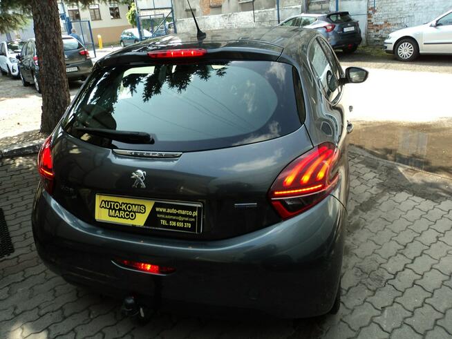 sprzedam peugeota 208 z 16r  nowiutki akumulator zakupiony Lublin - zdjęcie 6