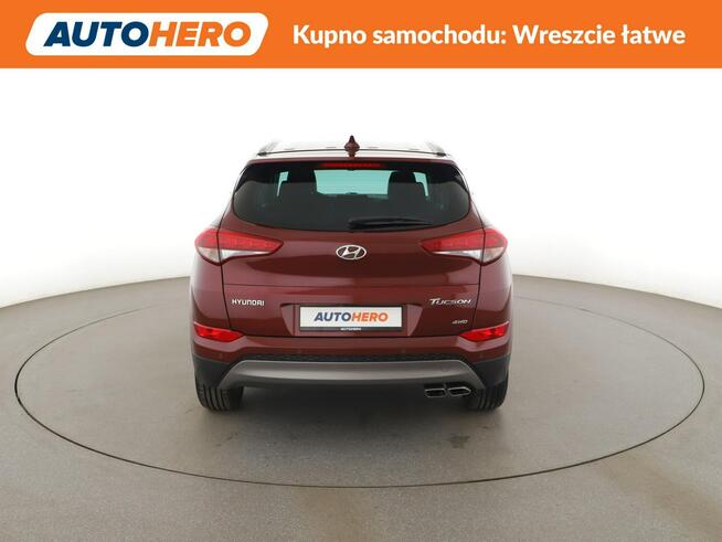 Hyundai Tucson 4x4 navi kamera pdc manual auto klima grzane fotele Warszawa - zdjęcie 6
