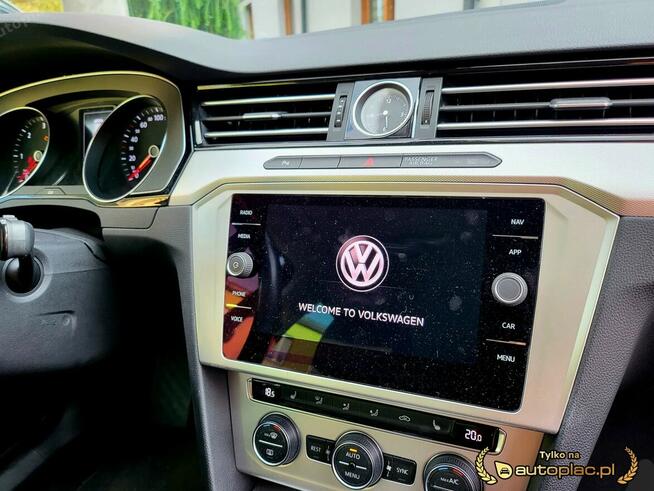 Volkswagen Passat B8 2.0 VW 2.0TDI 2019 ACC LED KAMERA MASAŻ Łódź - zdjęcie 9