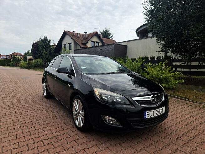 Opel Astra HB 1.4T Benz. 120KM 2011r Navi, Manual, Tempomat Tychy - zdjęcie 2