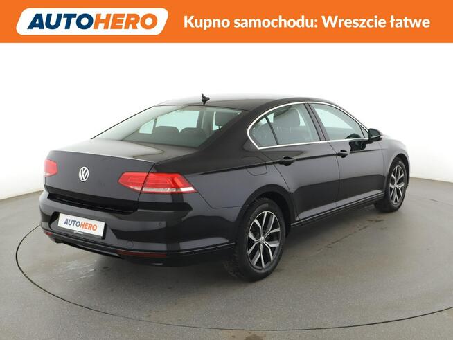 Volkswagen Passat climatronic navi kamera ACC LED Warszawa - zdjęcie 7