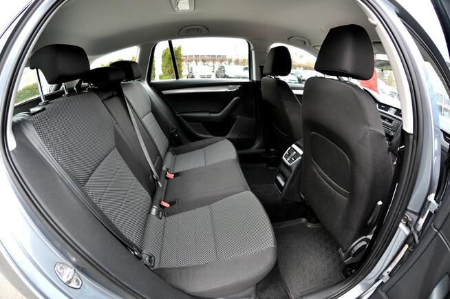 Škoda Octavia 1.6 TDI 105KM Klima Pdc Polski Salon Serwis Płock - zdjęcie 9