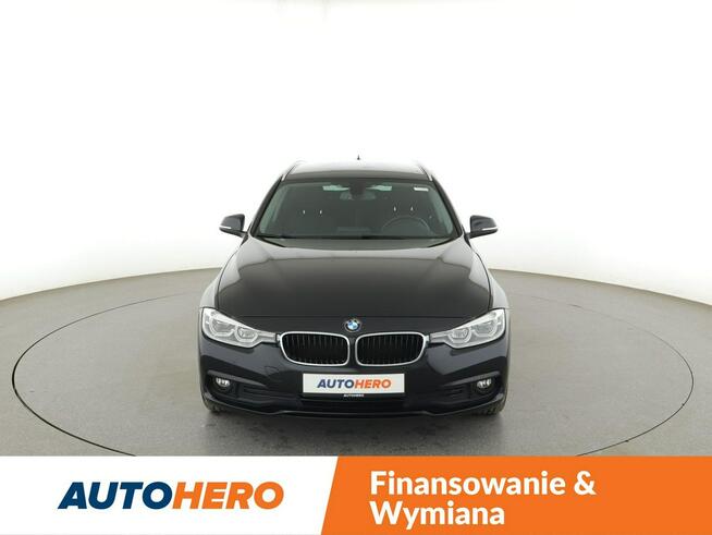 BMW 318 Advantage automat navi grzane fotele PDC hak LED Warszawa - zdjęcie 11