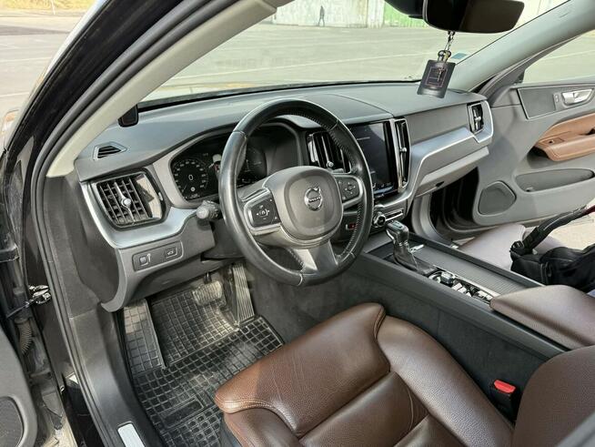 Volvo XC60 Kalisz - zdjęcie 7