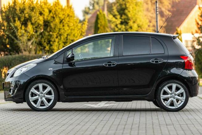 TOYOTA YARIS 1,8 benzyna Targowiska - zdjęcie 7