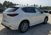 Mazda CX-5 / 4x4 / 2.5 194KM / bogate wyposażenie / niski przebieg / Tarnów - zdjęcie 4