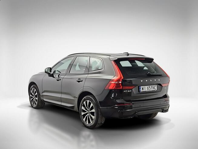 Volvo XC 60 AWD Plus Dark aut ! Z Polskiego Salonu ! Faktura VAT ! Warszawa - zdjęcie 3